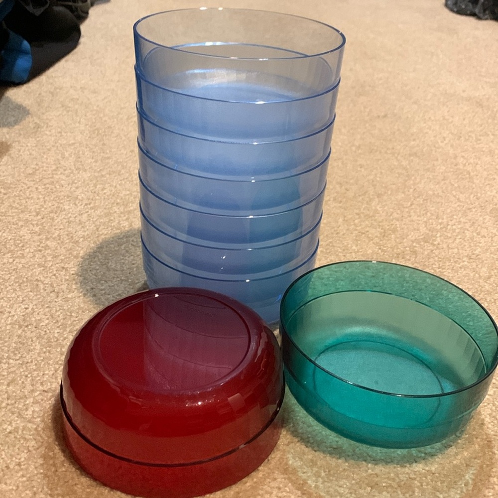 Tupperware everyday bowls